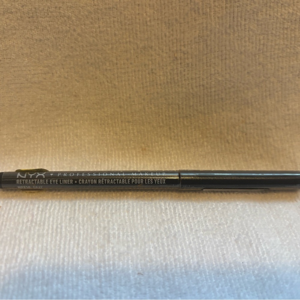 New NYX retractable eyeliner pencil grey - Picture 1 of 2